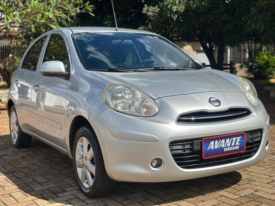NISSAN MARCH 1.0 16V FLEX 4P MANUAL NISSAN MARCH 1.0 16V FLEX 4P MANUAL